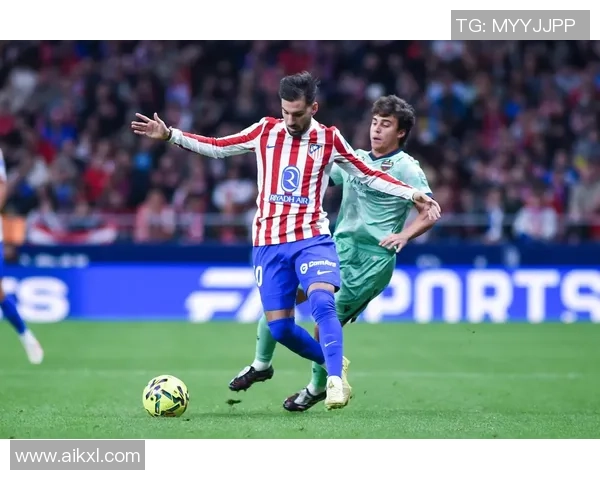 马德里主场迎战莱万特争夺西甲积分榜重要胜利 马德里主场迎战莱万特争夺西甲积分榜重要胜利